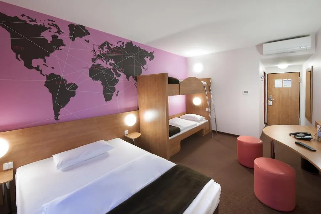 Hotel Hannover-Garbsen 2*, Garbsen Niemcy